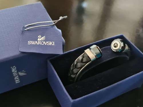 Amazing Swarovski Black Leather Cuff Bracelet