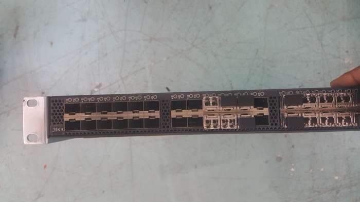 Cisco MDS 9148 Multilayer Fabric Switch (DS-C9148-32P-K9)