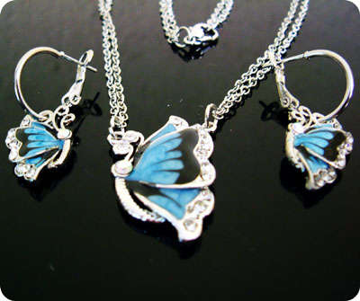 R100 only - 3pcs Stylish Blue Enamel Butterfly Necklace & Earring Set !!