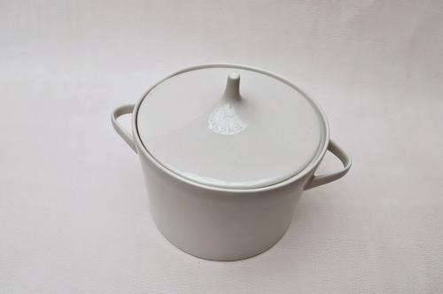 Retro White Casserole Dish with Lid, circa 1970