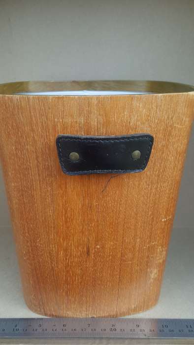 Vintage! Wooden Ice Bucket With Leather Handles