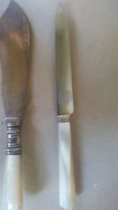 Vintage - Set Of 3 Mixed Pearlescent Handled Cutlery