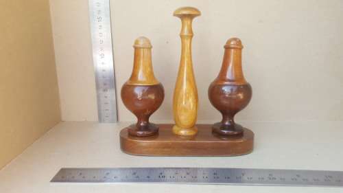Vintage! Wooden Salt And Pepper Shaker Set With Stand