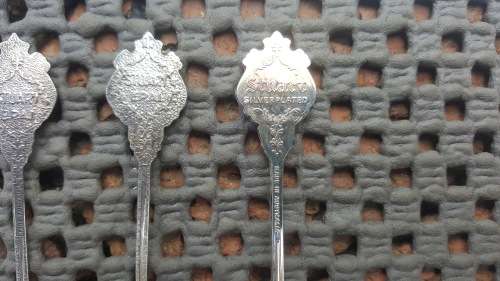 Lot Of Souvenir Spoons!  Set of 6 Australian Silver Plated Spoons