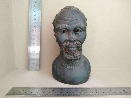 African! - Hand Made Clay Bust - Old Man - Signed - MT Mhlongo