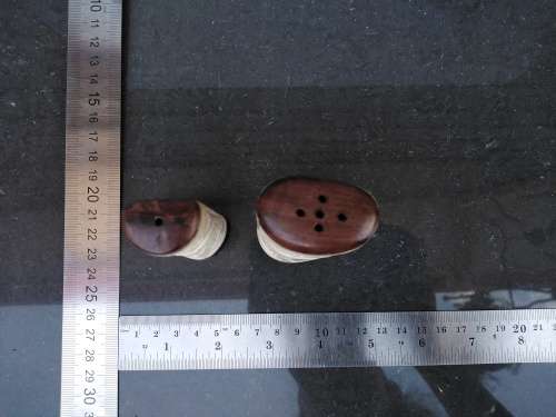 Africana Zimbabwe Ndebele Art Hand Carved Bone Salt & Pepper Shakers Elephant Design