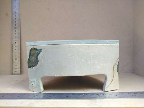 Vintage! EM - Studio Pottery - Hand Painted - Partially Glazed - Triangular Trinket/Jewelry Box