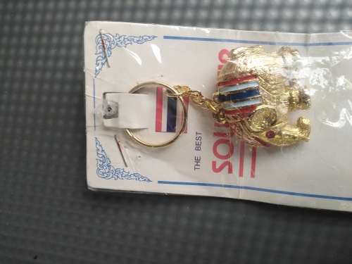 Vintage! Gold Toned Souvenir Elephant Keyring From Thailand