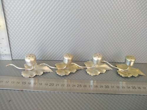 Vintage!  Made In England EPNS Silverplate Maple Leaf Salt / Pepper Shaker Set Of 4
