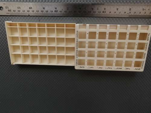 Vintage! Easy Dose Weekly (7-Day) Pill Organizer, Vitamin And Medicine Box