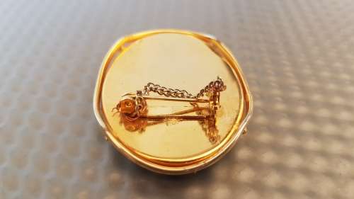 Vintage! Dutch - Blue Delft-like Windmill - Porcelain Cameo - Oval Goldtone - Brooch Pin