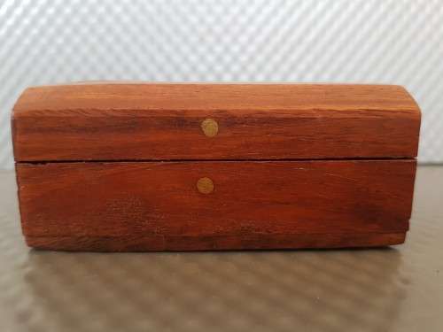 Vintage! Small Rectangular Wooden Trinket Box.