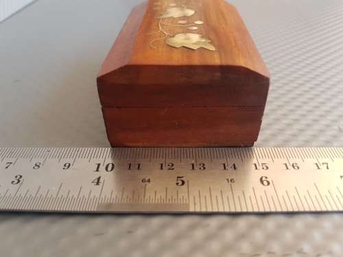Vintage! Small Rectangular Wooden Trinket Box.