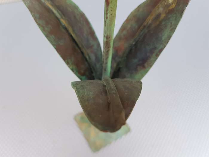 Vintage! Wrought Iron Open Tulip Candle Holders.