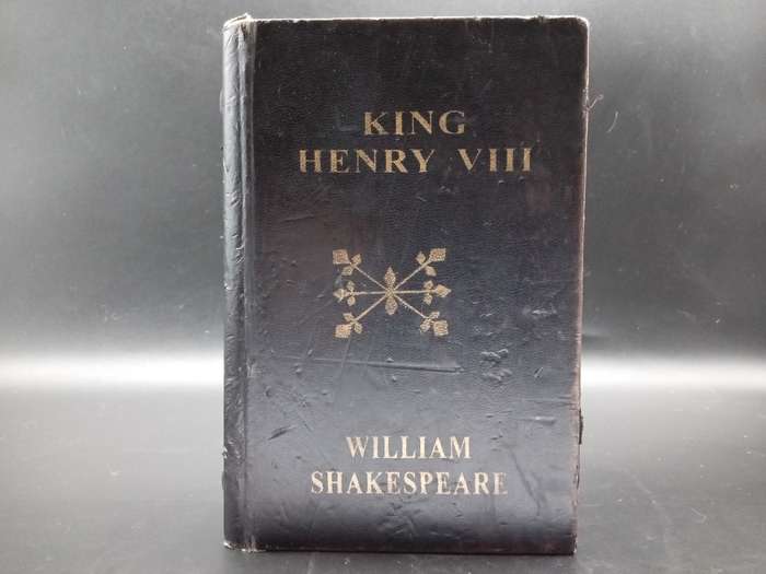 Vintage! Secret Book Hidden Compartment Safe Box William Shakespeare King Henry VIII