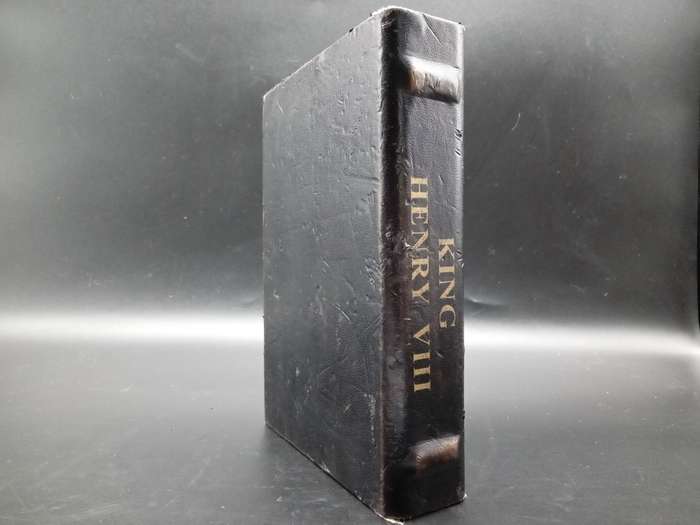 Vintage! Secret Book Hidden Compartment Safe Box William Shakespeare King Henry VIII