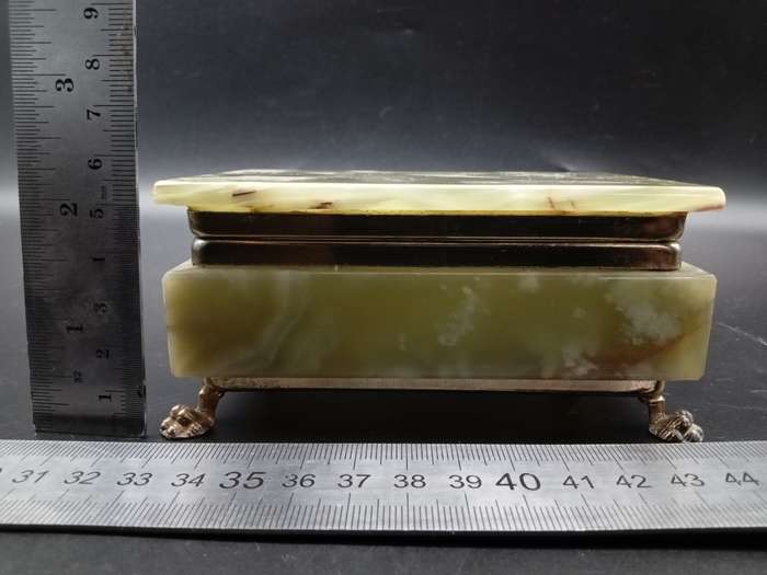 Vintage! Alabaster Marble Trinket Box With Lid.