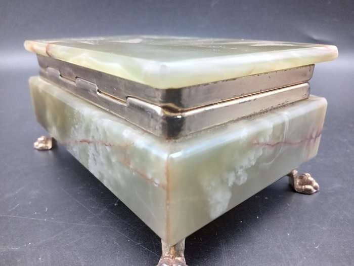 Vintage! Alabaster Marble Trinket Box With Lid.