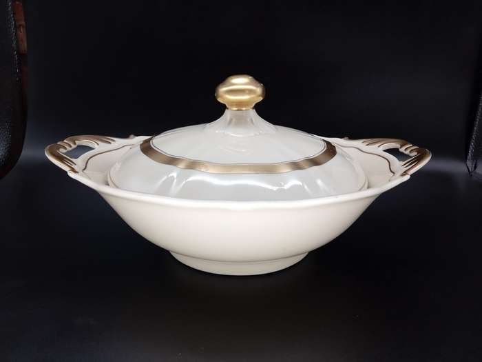 Vintage! Vista Alegre Casserole / Salad Dish - Portugal.