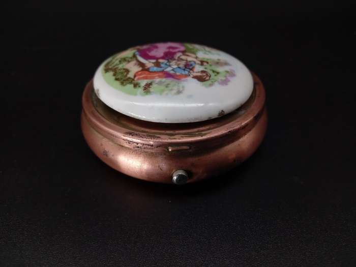 Vintage! Porcelain - Brass - Colonial - Collectable Pill Box