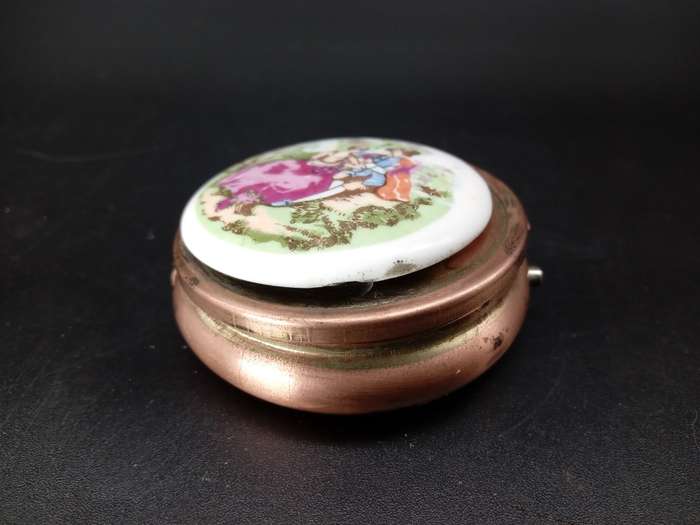 Vintage! Porcelain - Brass - Colonial - Collectable Pill Box