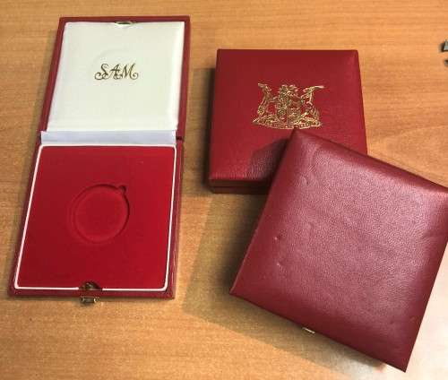 1 oz full size Krugerrand coinholder,  5 available