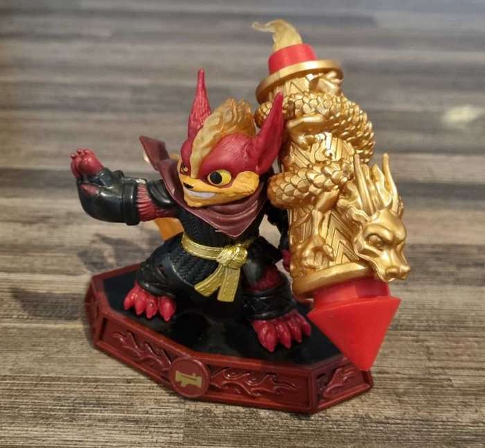 Master Flare Wolf for Skylanders Imaginators