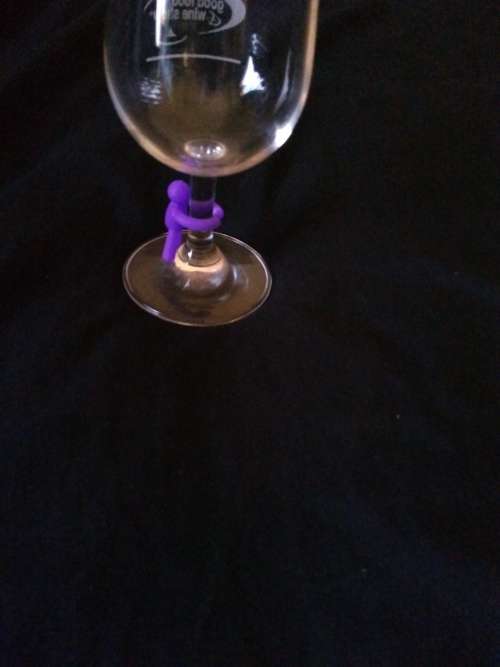 Wine stopper set and glass identification tags/men