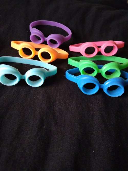 Glass goggles x 6 and sloths x 6