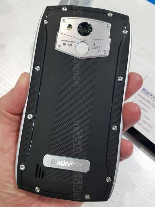 BLACKVIEWB V7000 5.0 - PLEASE READ - SCREEN FAULTY