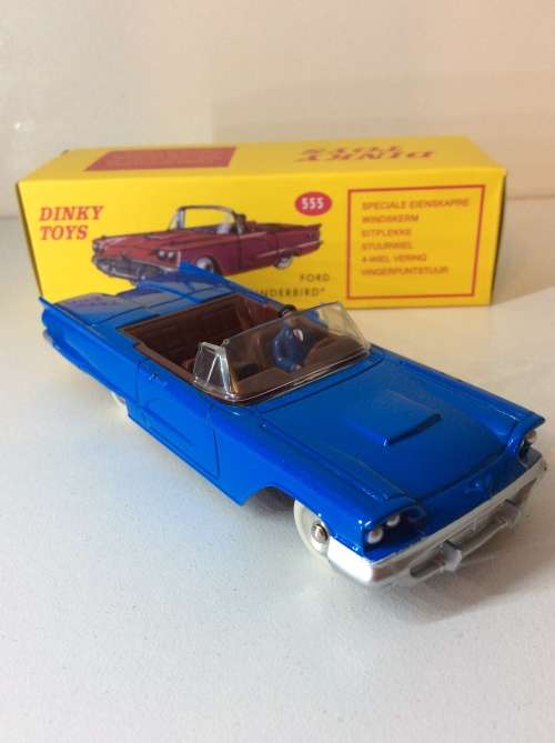 DINKY TOYS - ATLAS EDITION - FORD THUNDERBIRD -  BRILLIANT -