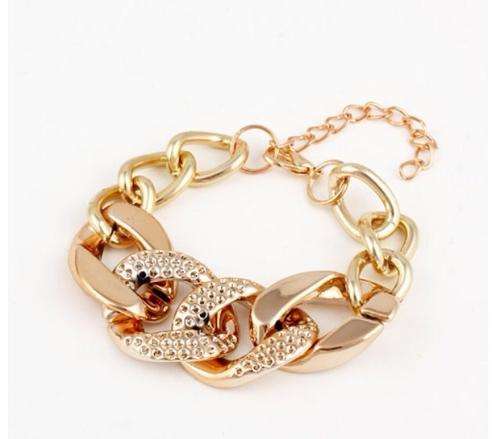 Chunky woman's bracelet