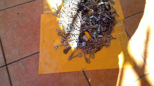 Large lot of keys *5-7KGS Decesed estate item