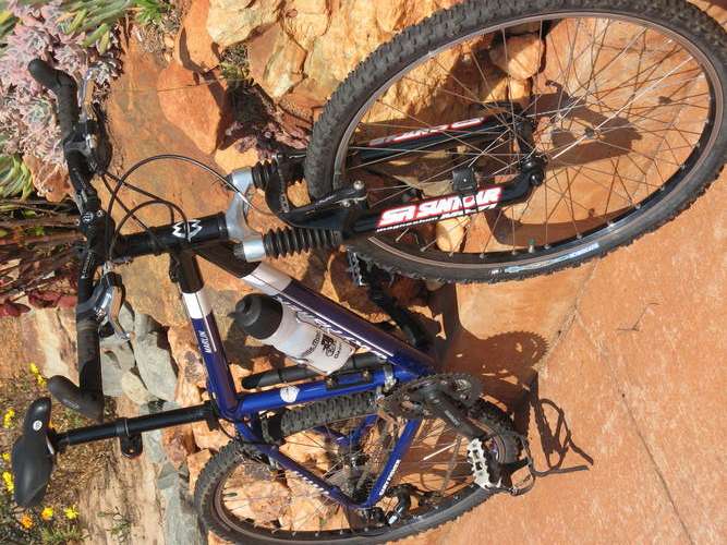 Gary Fisher Mountain Bike (incl Helmet and computer)