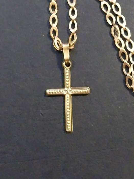 Ladies Cross Necklace and Pendant in 9CT Yellow Gold