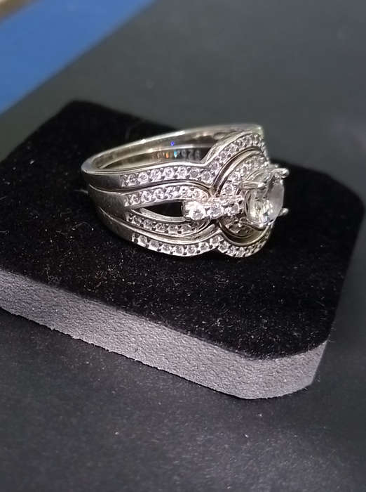 Beautiful 925 Sterling Silver CZ Wedding Band