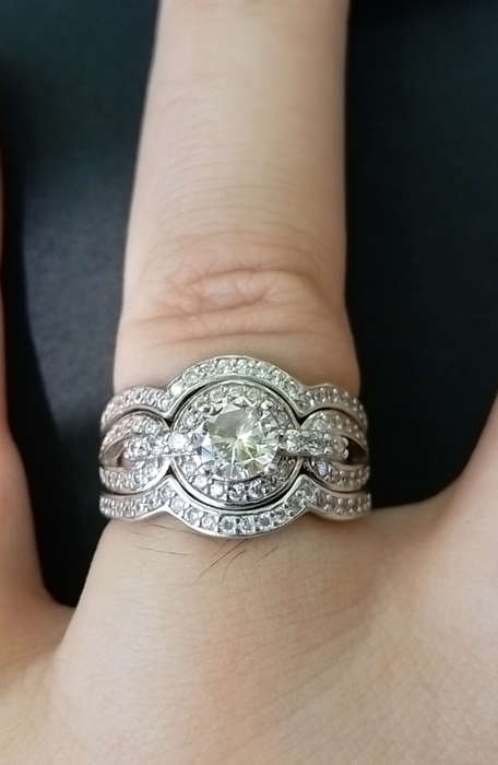 Beautiful 925 Sterling Silver CZ Wedding Band