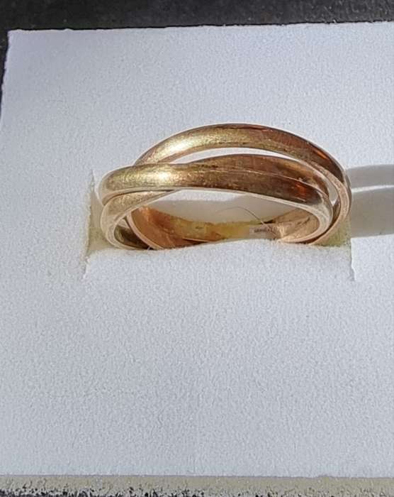 `TRINITY ROLLING` 9CT Yellow Gold `LOVE RING`. ( Genuine Gold. )