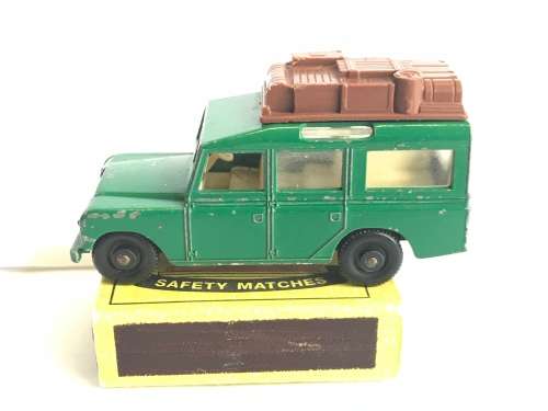 FOR GERRIT ONLY - Matchbox Lesney No. 12 Land Rover Safari Dark Green + Original Box