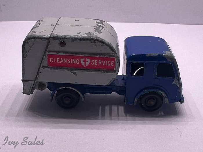 Matchbox #15 Refuse Truck