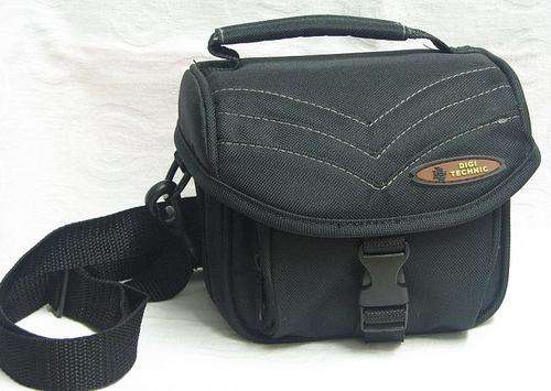 DIGITAL CAMERA BAG - (SMALL) - BLACK