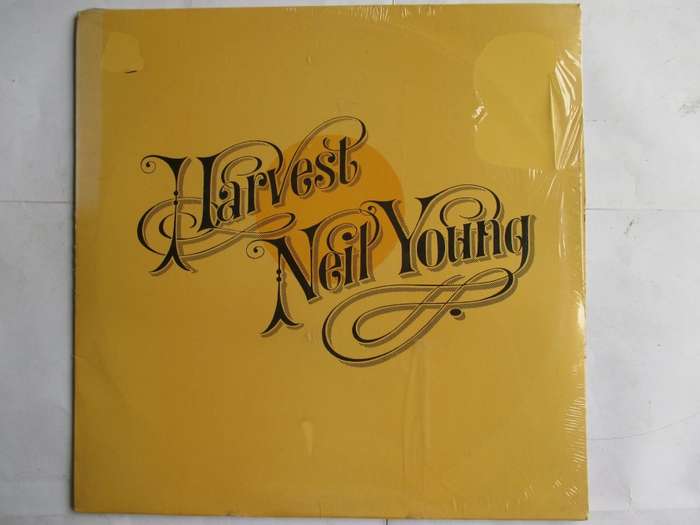 NEIL YOUNG - HARVEST - RSA VG+ / EX SEALED