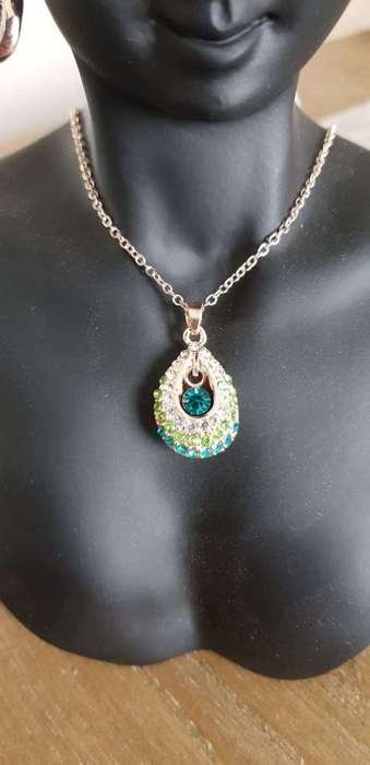 Angel water Green Rhinestones Pendant and Earrings Set fashion Jewelry