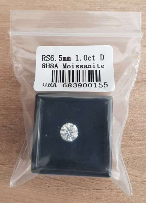 **Certified Moissanite** 1.00ct Moissanite Loose Stone  Colour D/VVS1 Excellent Cut