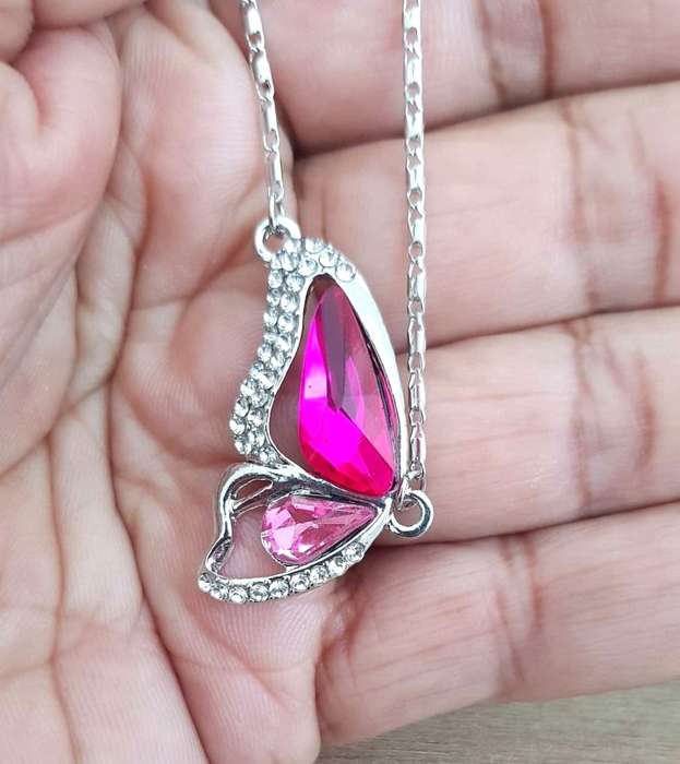 Butterfly Wing Pink Austria crystal Necklace  Fashion Jewelry 