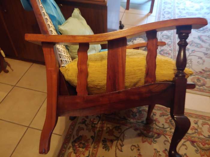 ANTIQUE MATCHING MORRIS CHAIRS  SOUTH AFRICAN STINKWOOD with free matching riempie stoel