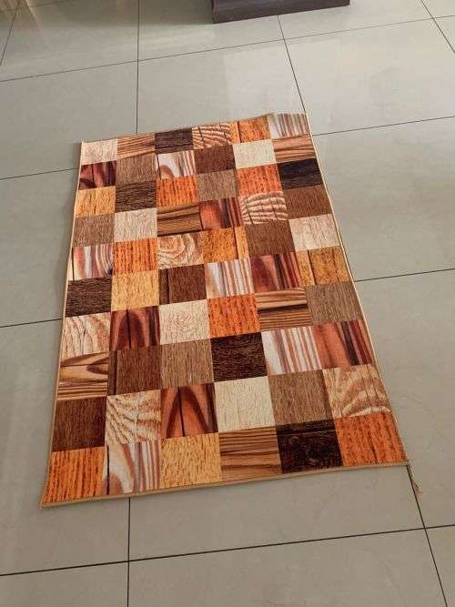 BEAUTIFUL CARPETS !!! A MUST HAVE !!