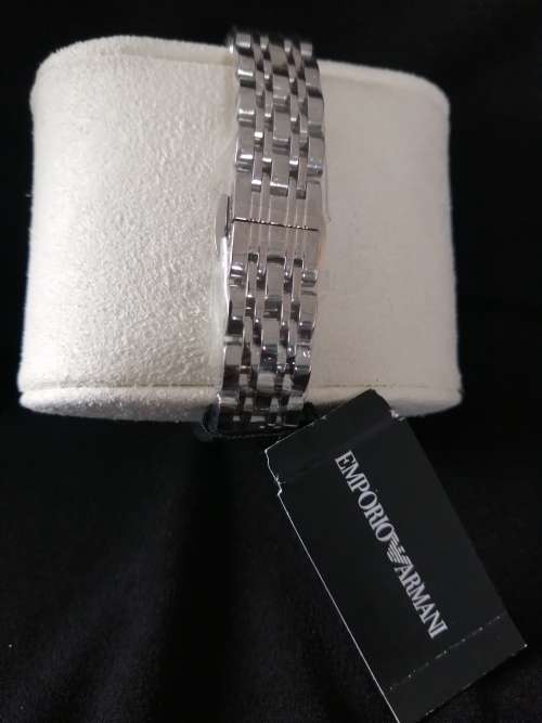 EMPORIO ARMANI WHITE CRYSTAL PAVE DIAL LADIES WATCH (AR1925)