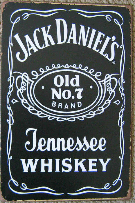 Jack Daniel's vintage style distressed metal sign                                      mt1