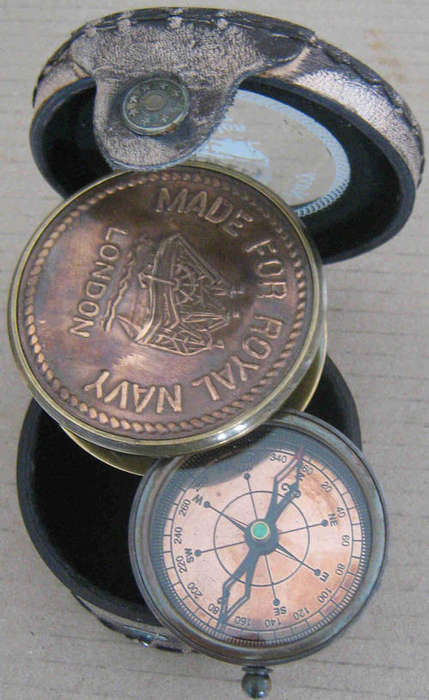 Compass in leather container. Made for Royal navy                               nb3